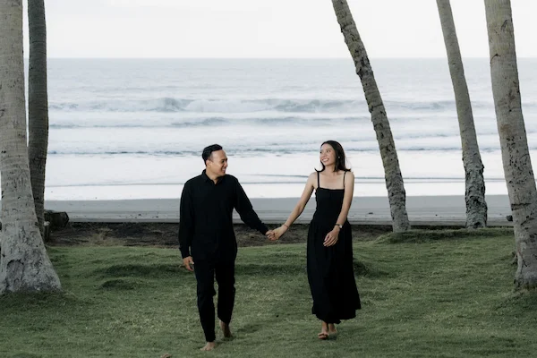 Foto Momen Eka & Deo Menjalin Hubungan